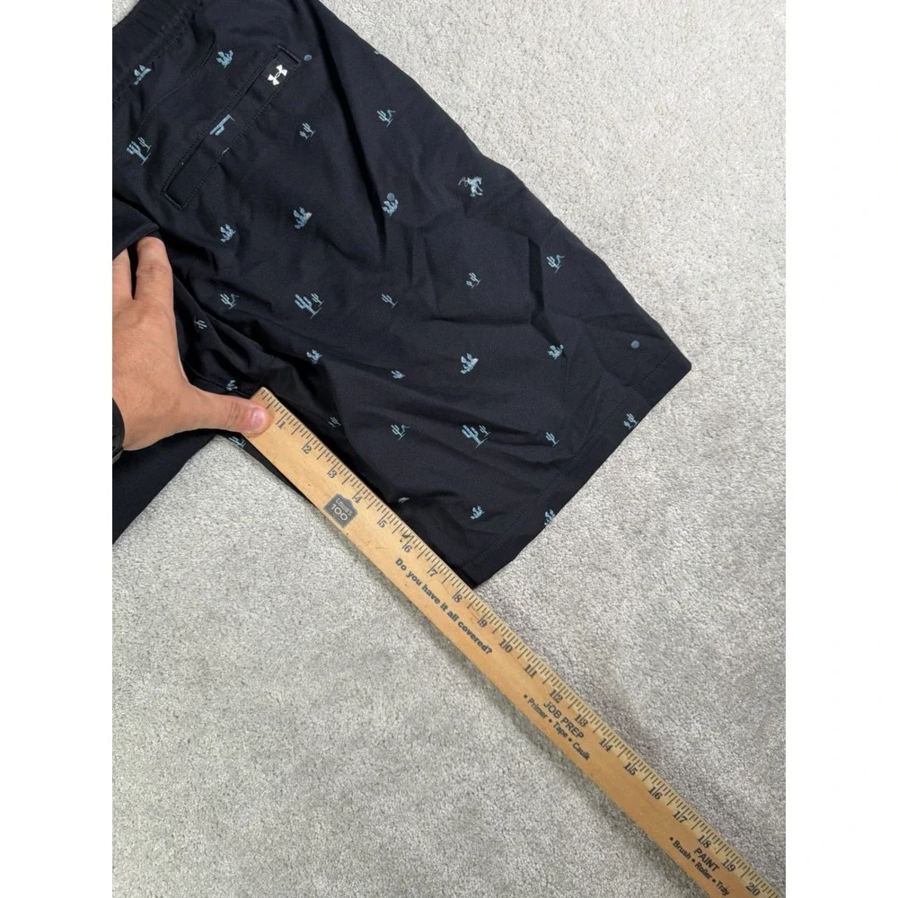 Under Armour Youth XL Golf Shorts Black Blue Cactus Desert Print Stretch Cinch